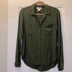 Anthropologie Cloth & Stone Button Down Shirt, Size XS, Forest Green
